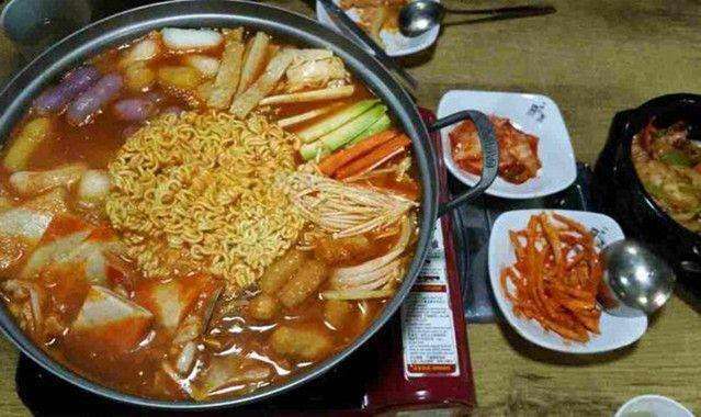 中国GDP总量是韩国的几倍_中国gdp总量图(3)