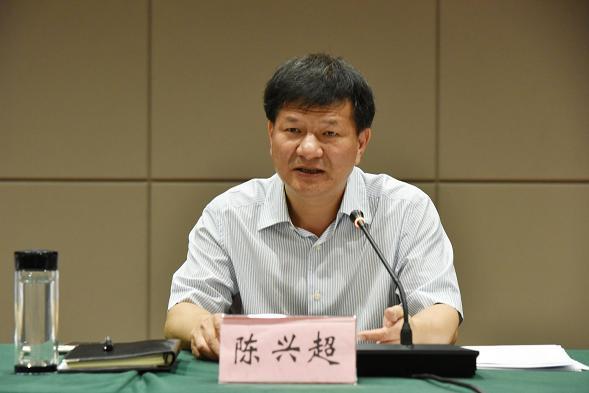 省委常委,省委组织部部长赵爱明同志到会宣布省委决定并讲话,蔡晓明