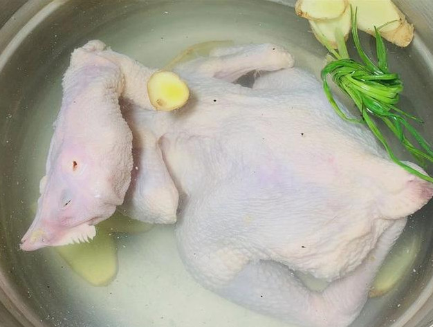 640