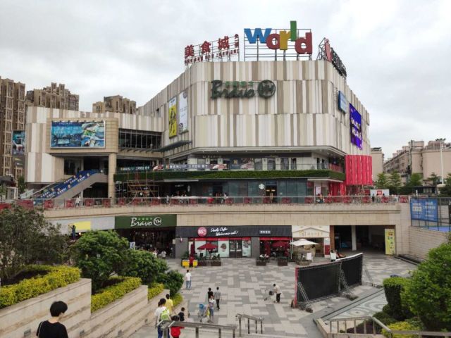 位于闽侯上街的东百城永嘉天地店,目前在东百的接盘下正在全面进行