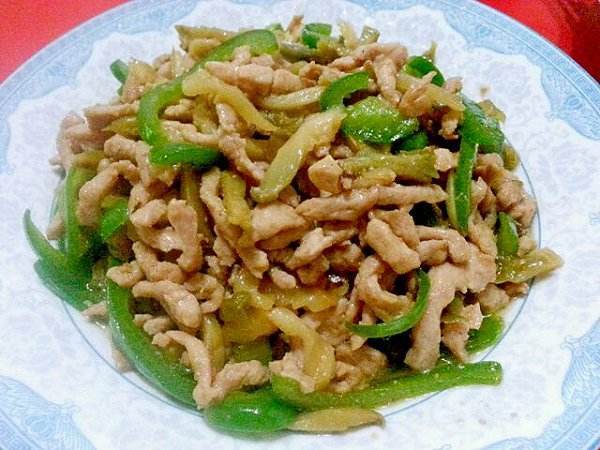 【青椒榨菜肉丝的好处】