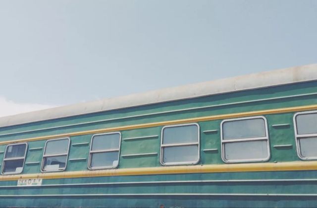 千山鸟飞绝万径人踪灭猜一句成语_千山鸟飞绝万径人踪灭(3)