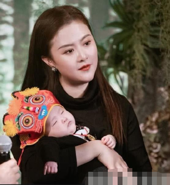 王琦沈腾爱情长跑12年才走进婚姻殿堂嫁给爱情还是不得已