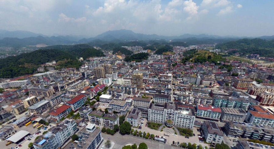 浙江杭州建德市面积最大的镇,和桐庐县相邻,盛产家纺寝具
