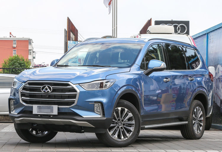 云南gdp不高为什么豪车多_云南2020各市gdp(3)