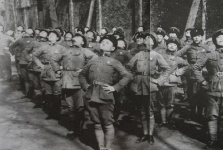一组抗日战争老照片:少年童子军,抗日战士真实的样子