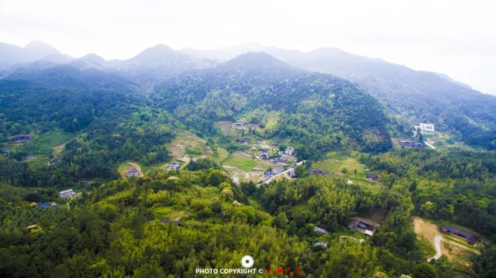 象山村,大田谢洋一个以山命名的小村庄,位于福建的地理中心