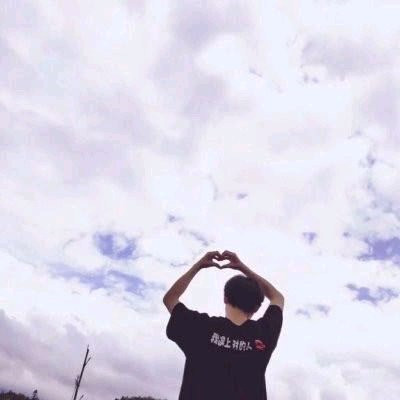 全网最甜的情侣头像,其中有韩剧中的甜蜜情侣哦!