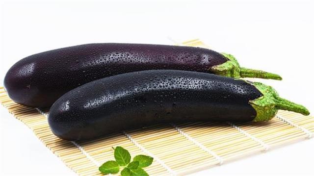 640