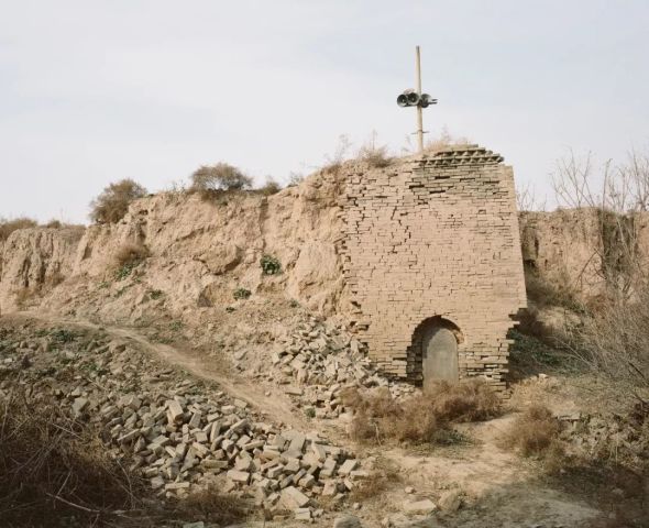 西-建章宫-神明台遗址(或争议为柏梁台)   北-横门附近的小庙   q7