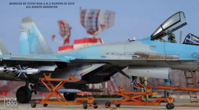 "换你了达瓦里希 1/48 su-35s"侧卫 e"重型歼击机中俄交接场景