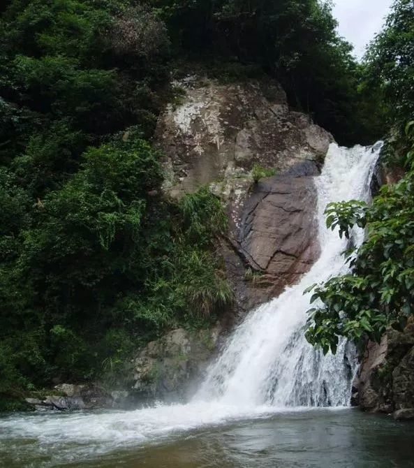 红色寻乌,美丽乡村 千里春风沐红土,东江有源是寻乌