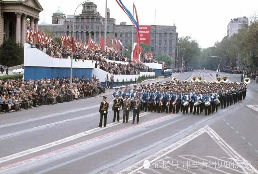1985年南斯拉夫阅兵式 带你见识强大的南斯拉夫人民军