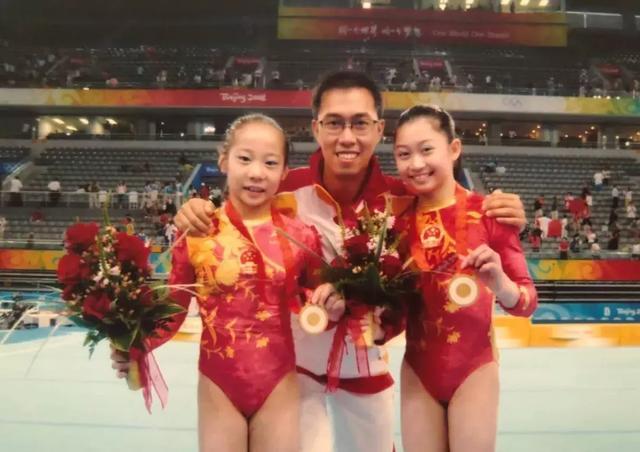 1米37体操邓琳琳现状:北大毕业,官至政协委员,蜕变成女神