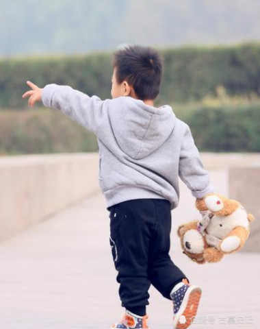640