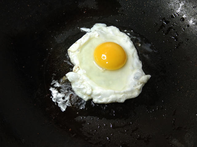 640