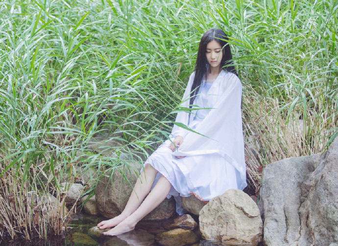 蒋羽熙在《不一样的美男子Ⅱ》饰卢雪寒,看了确实有点不一样