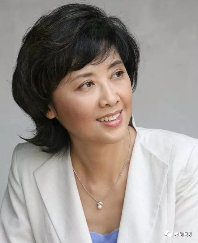 最美女儿国国王朱琳66岁近照,早期美照大集结!