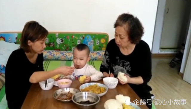孩子、要饭与短剧，社会现象的微妙观察