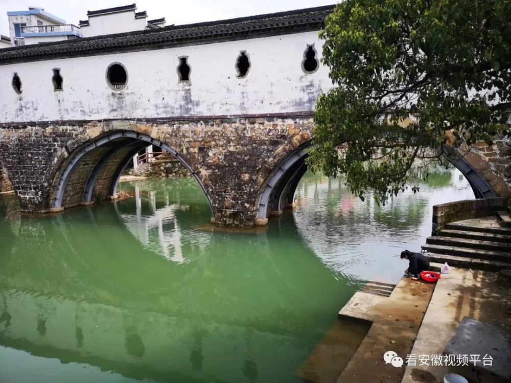 北岸廊桥