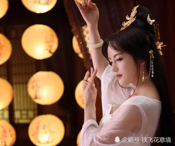 南笙,妲己