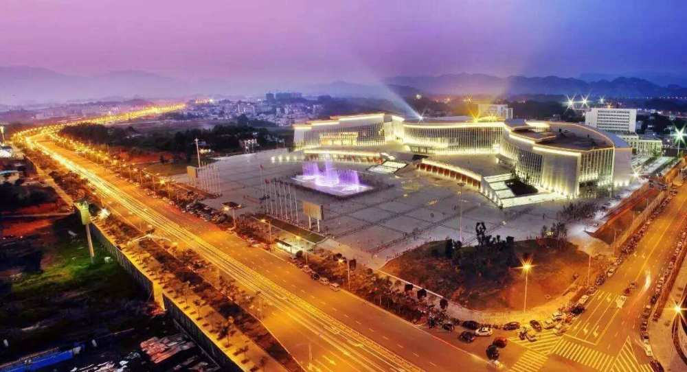 恩施总人口_湖北省所有的县 含县级市,省直管县