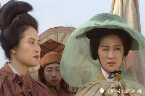 关羽离开曹操回到刘备身边,有没有带上刘备的夫人?