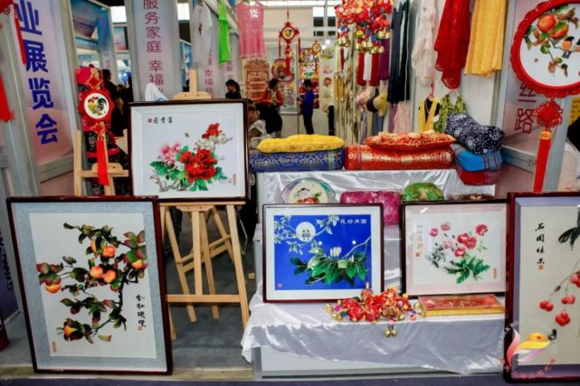 “指尖上的丝绸之路” 国际女性手工及家庭服务业展览会开幕啦！