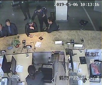 鹤岗市有多少人口_鹤岗市地图(3)