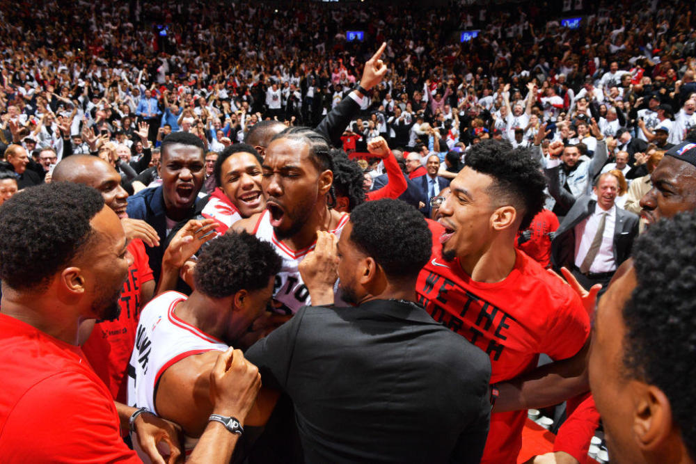 队友:莱昂纳德绝杀球像电影片段 他是联盟最强