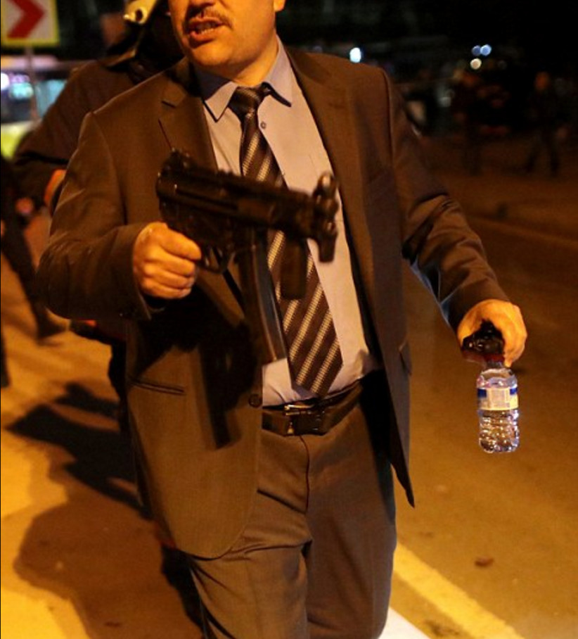 土耳其袭击死亡人数升至38人 19人有嫌疑被拘(图)