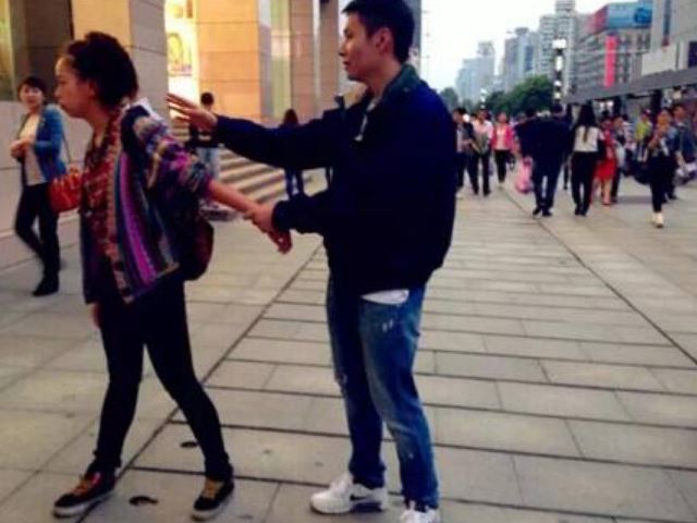 小情侣吵架,再生气也别"身体"惩罚,不知道后果就做的是在犯傻