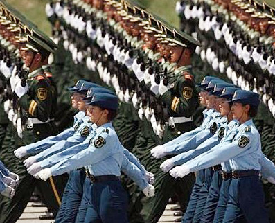 中国最特殊的一次阅兵,出现重大失误,却赢得全世界尊重