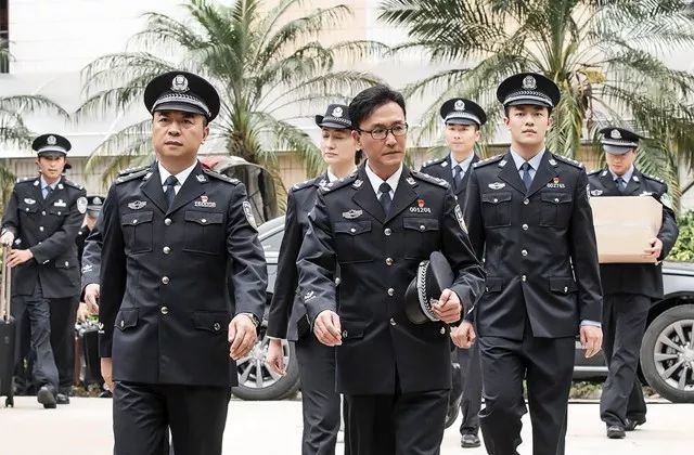 破冰行动 蔡永强隐藏真深 明明是东山最好的警察却假装不近人情 看点快报