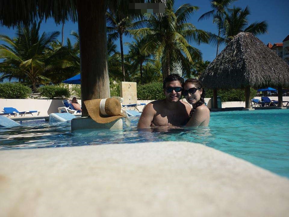 22年后，他和5岁就迷恋的同学结婚了 (高清组图)