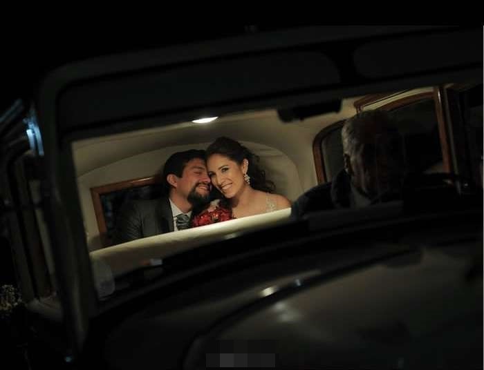 22年后，他和5岁就迷恋的同学结婚了 (高清组图)