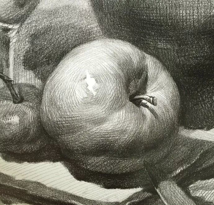 不会画苹果素描?这里有实物图片还有素描作品!可以收藏好好画画