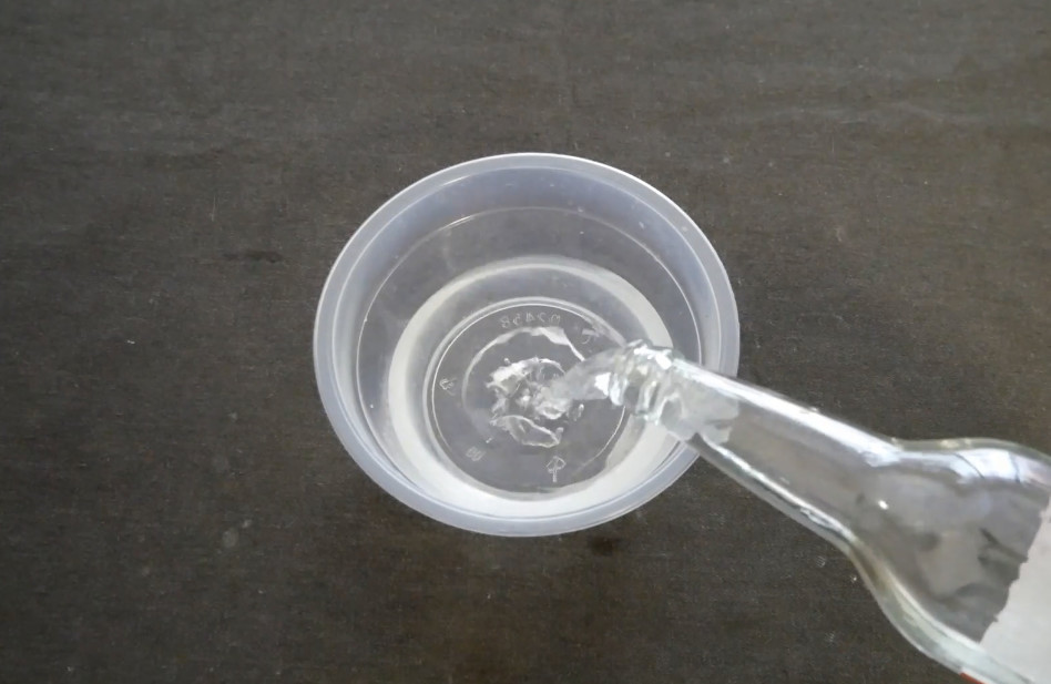 家里蚊子太多怎么办?放一碗水,蚊子不再进你家