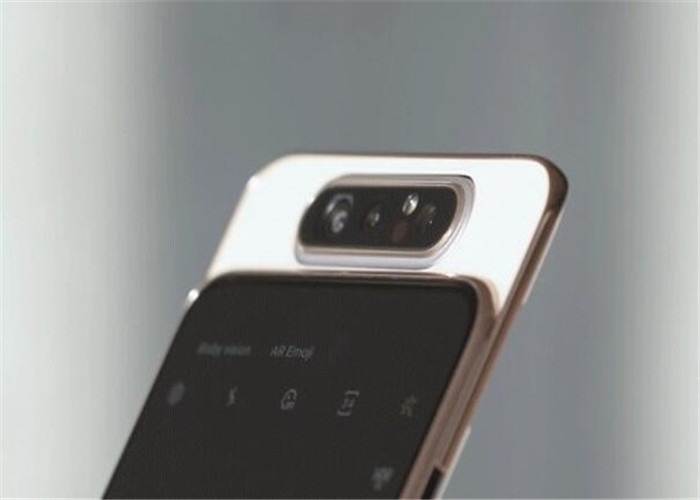 5000毫安的国产新机,三星同款翻转摄像头,再现"翻白眼