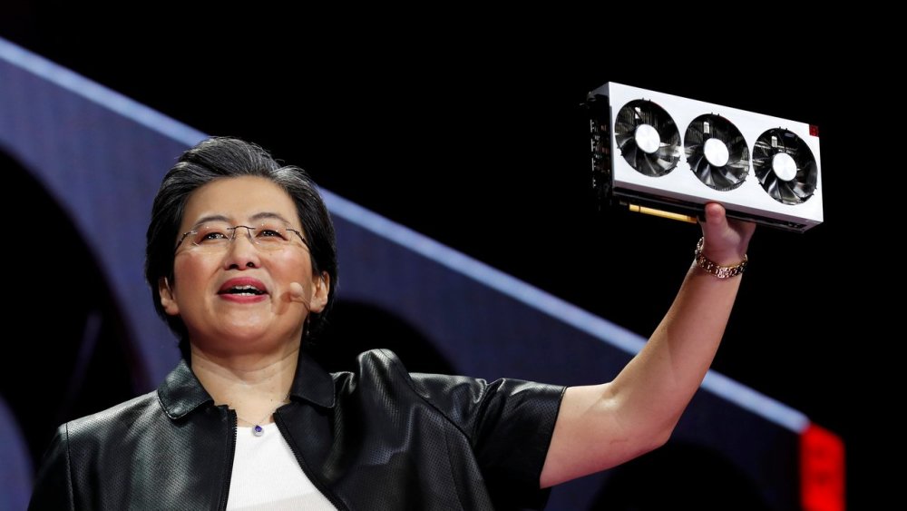 苏妈和radeon vii