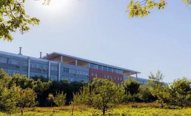 河北中医学院