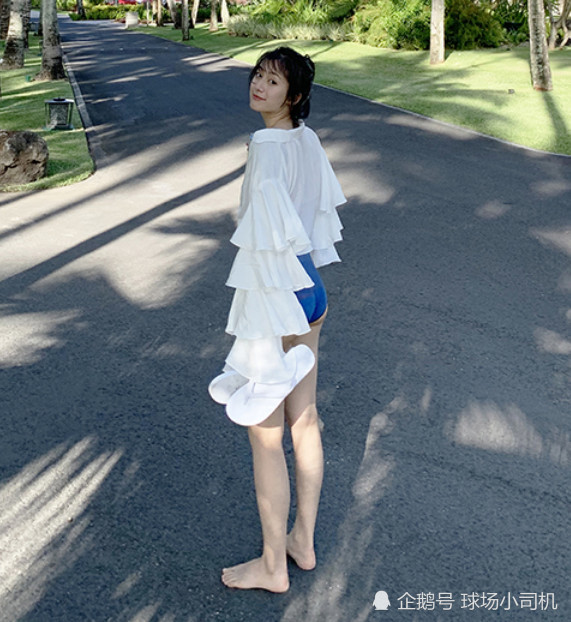 黑尾酱店铺再上新品,衣服还能这么穿?看到全身照后有