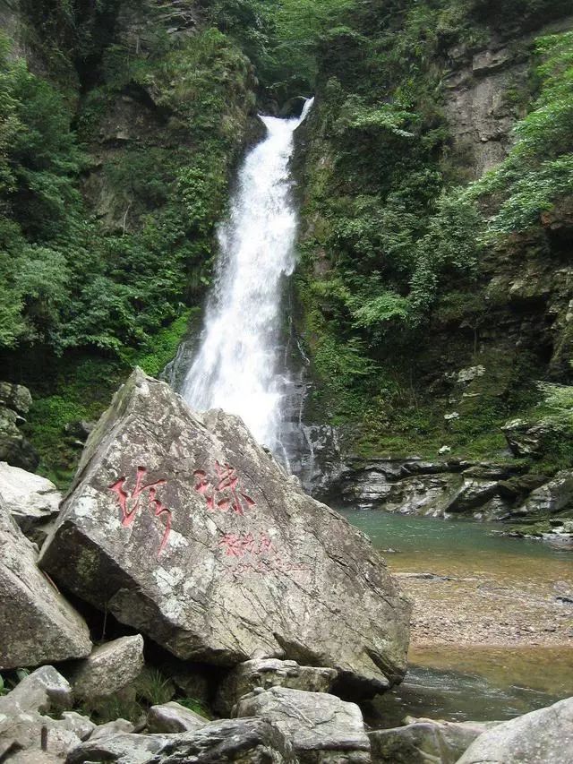 鲁山境内的景点星罗棋布,这些原生态景点不收门票,让