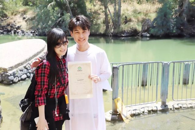周慧敏为公婆庆祝钻石婚，60年的相处之道影响了她与倪震的婚姻（组图） - 3