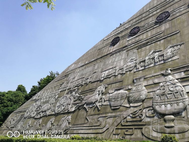 铜陵游旗山公园感悟汉武文化