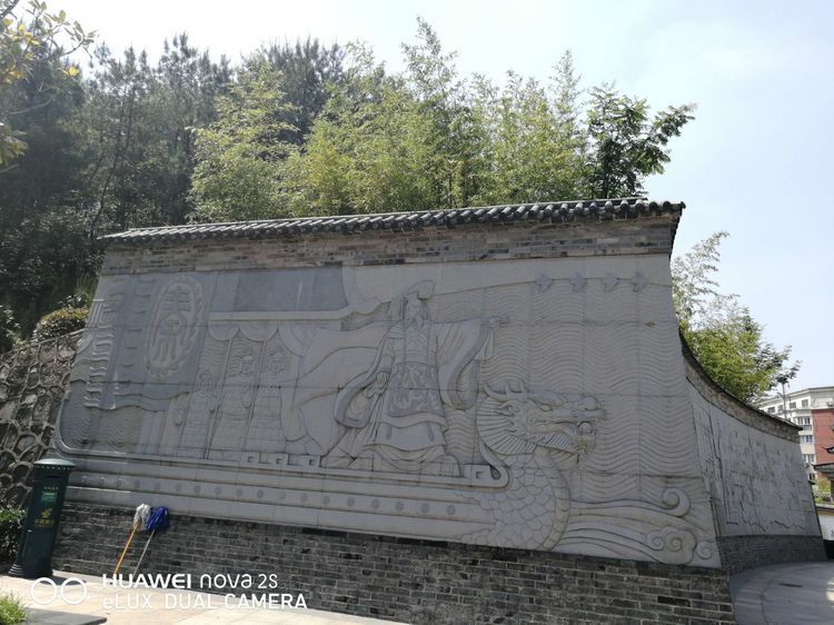 铜陵游旗山公园感悟汉武文化