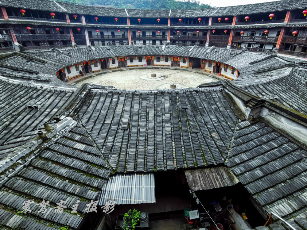 来福建看土楼,一定要去华安仙都的这个"圆楼之王"二宜楼里走走