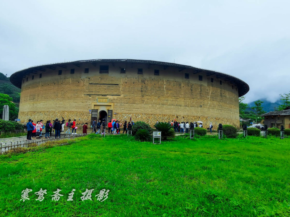 来福建看土楼,一定要去华安仙都的这个"圆楼之王"二宜楼里走走