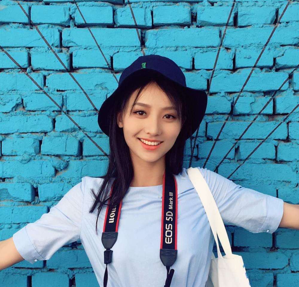 破冰行动:马雯轻松驾驭脏辫,警服,还是杨洋学妹,长头发更美了