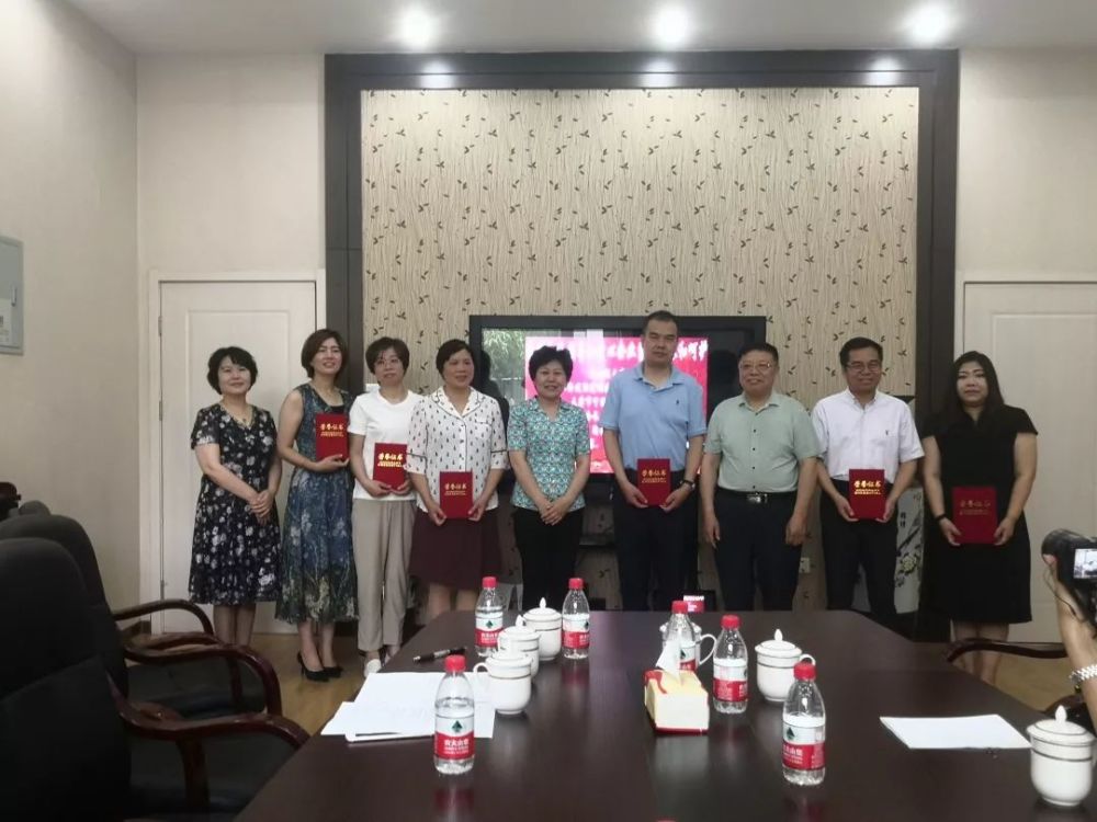 红桥区妇联走进培智学校开展庆"六一"慰问活动